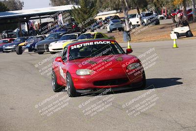 media/Nov-17-2024-CalClub SCCA (Sun) [[5252d9c58e]]/Around the Pits/